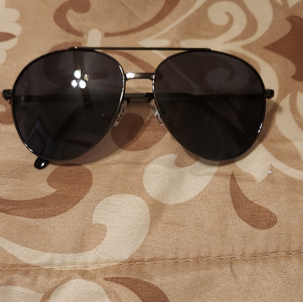 3 FOR $9 NEW POLARIZED SUNGLASSES